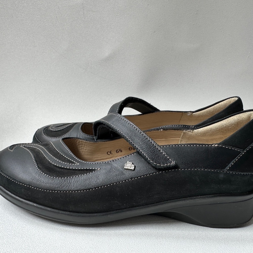 Finn Comfort Black Women's Mary Jane Size 6.5